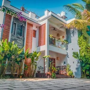 3* Hotel Native By Cliff And Coral